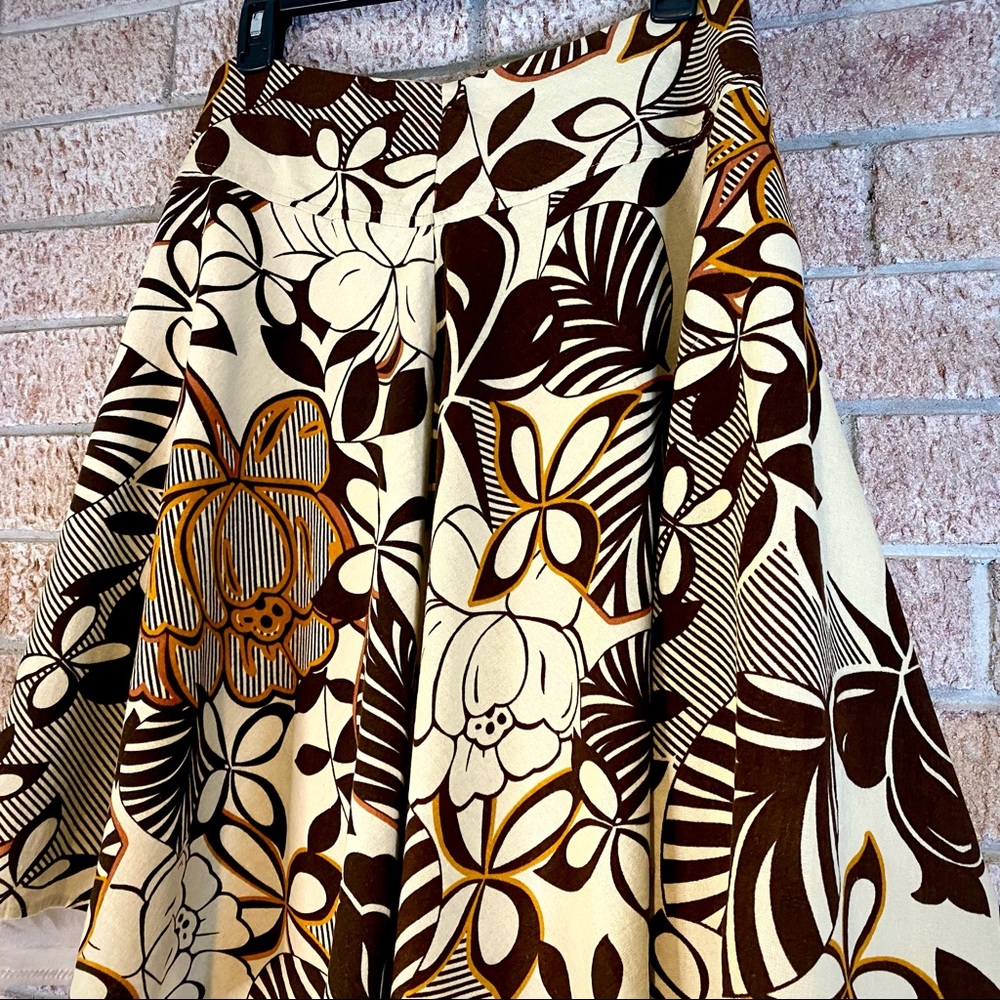 Vintage Metro Girl Brown Beige Flower Skirt Size M